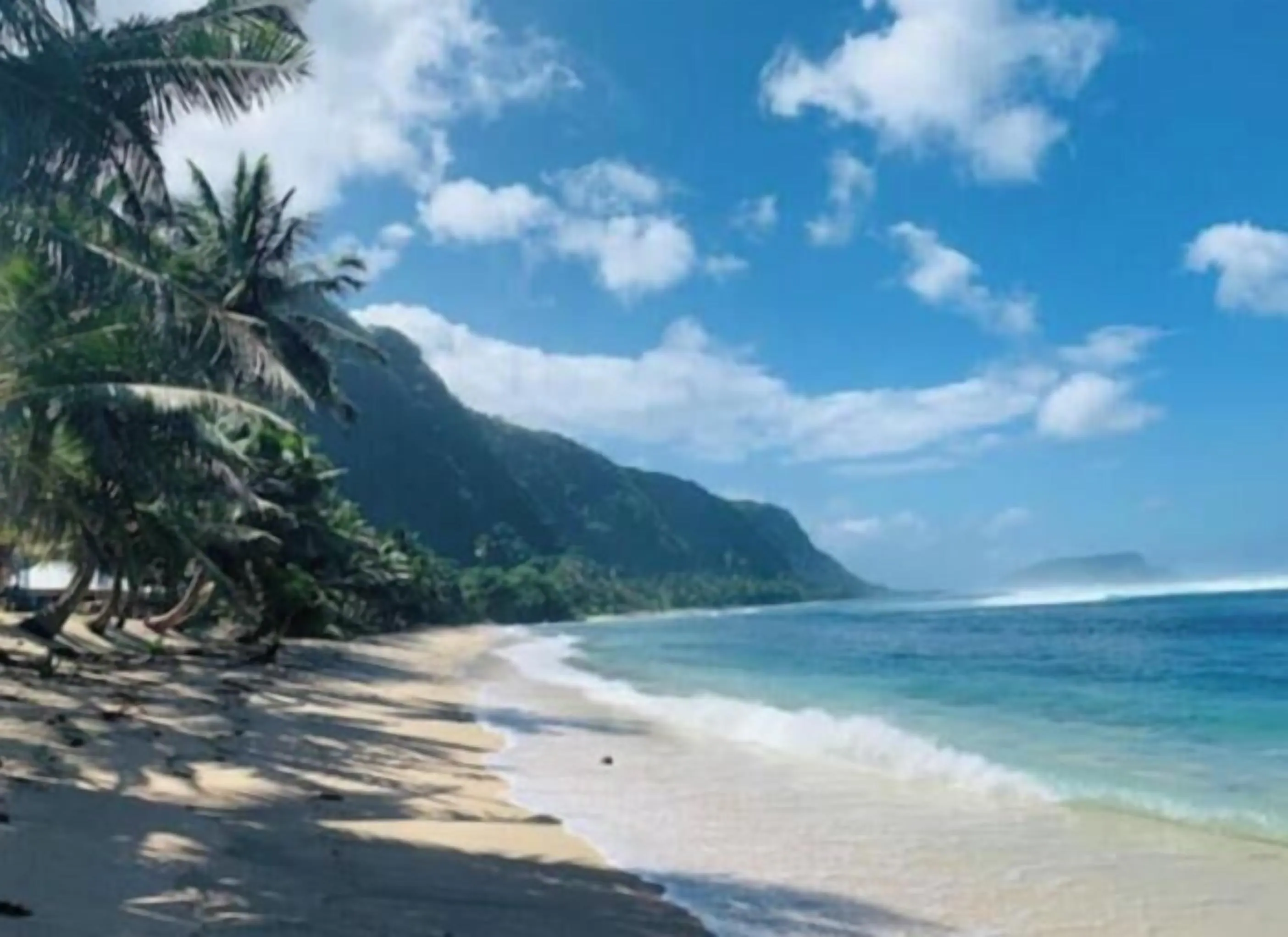 Jaymy Beach Fales