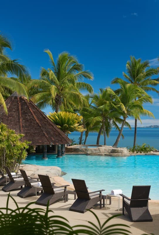 DoubleTree Resort by Hilton Hotel Fiji - Sonaisali Island